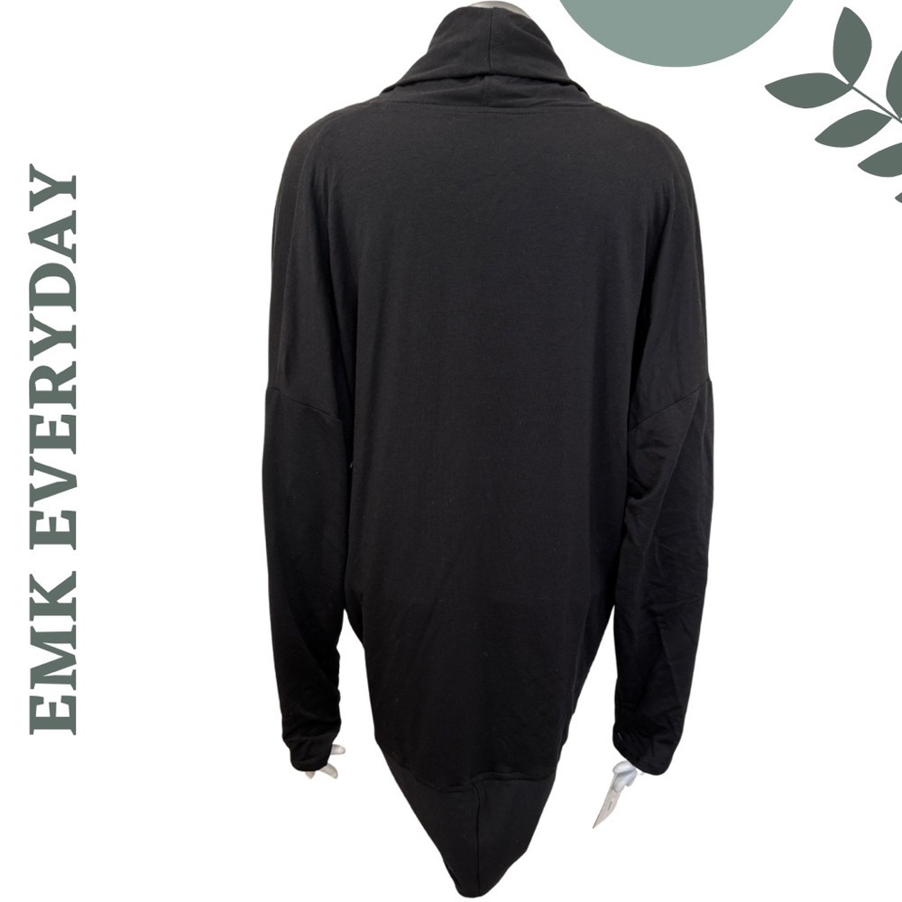 EMK Everyday Meagan Cardigan | Black Bamboo-Blend | Size M | Made in Canada - Picture 3 of 7